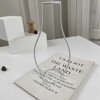 White Retro Iron Table Flower Vase
